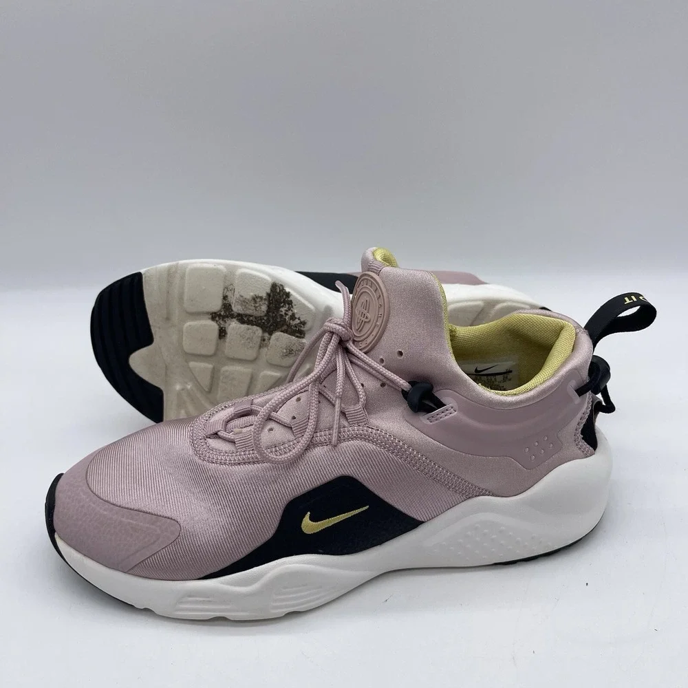 Nike AO3172-500 Air Huarache City Move Women's Size 9 Running Shoes 'Plum Chalk'